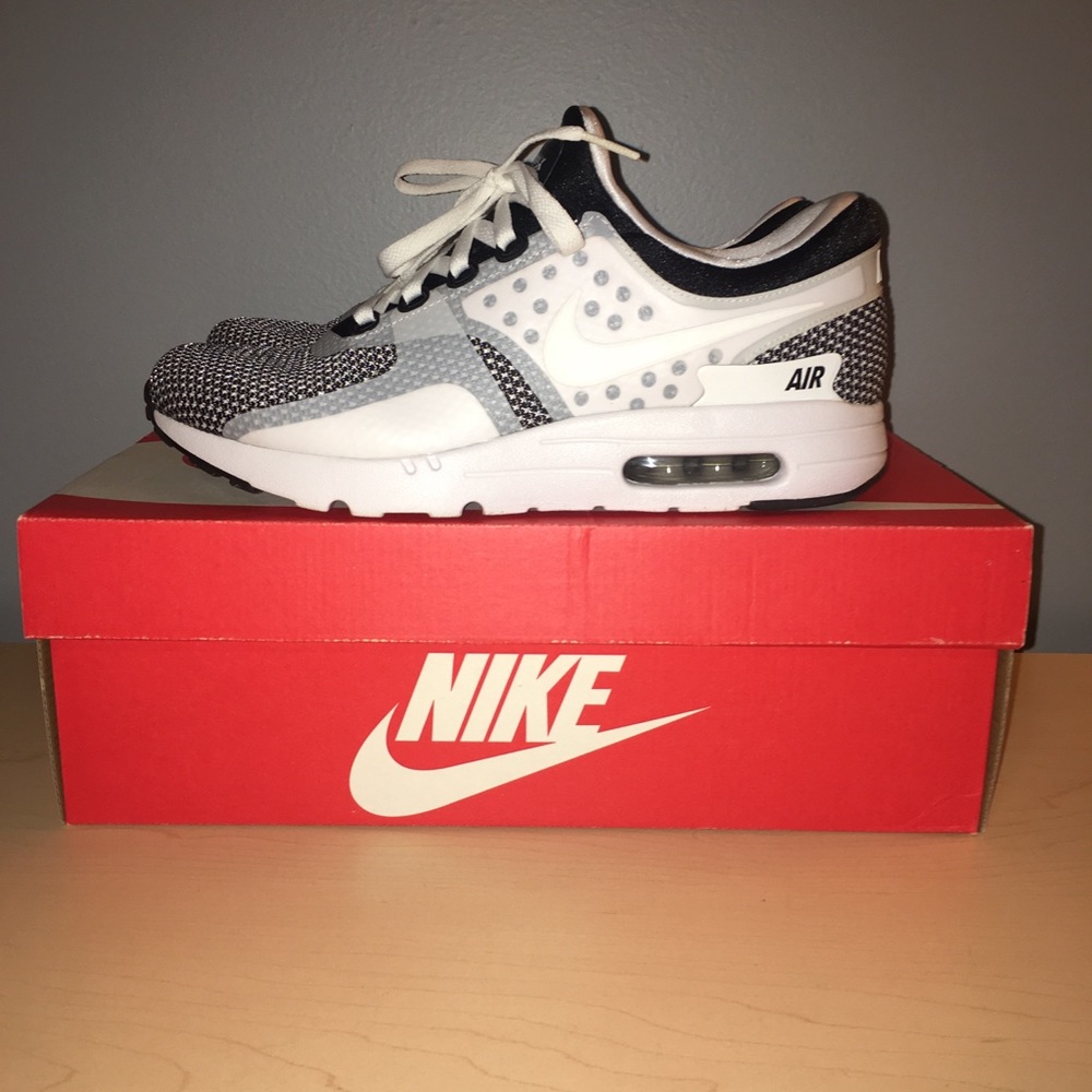 Nike Air Max Zero Essential black/white